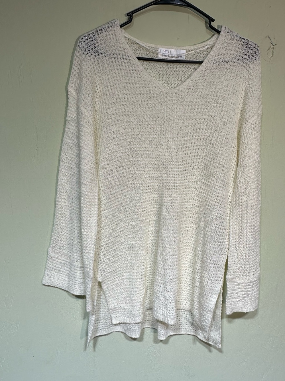 Time and Tru white knit v neck oversized swimsuit coverup sweater medium